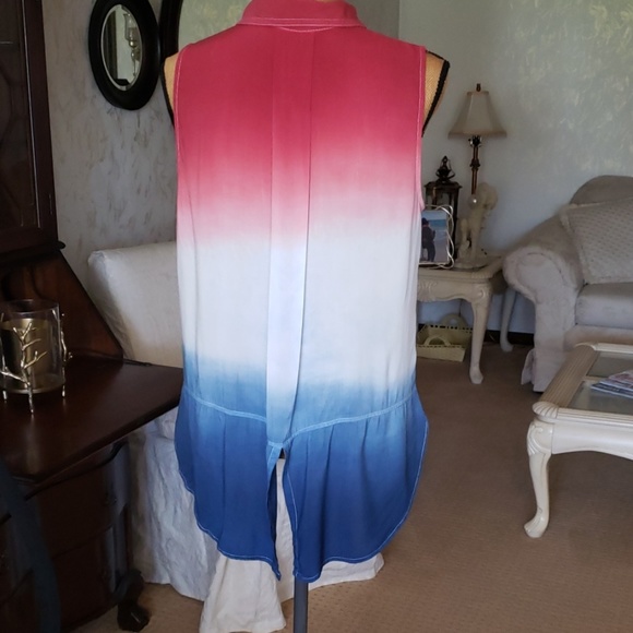 Top - Picture 2 of 5